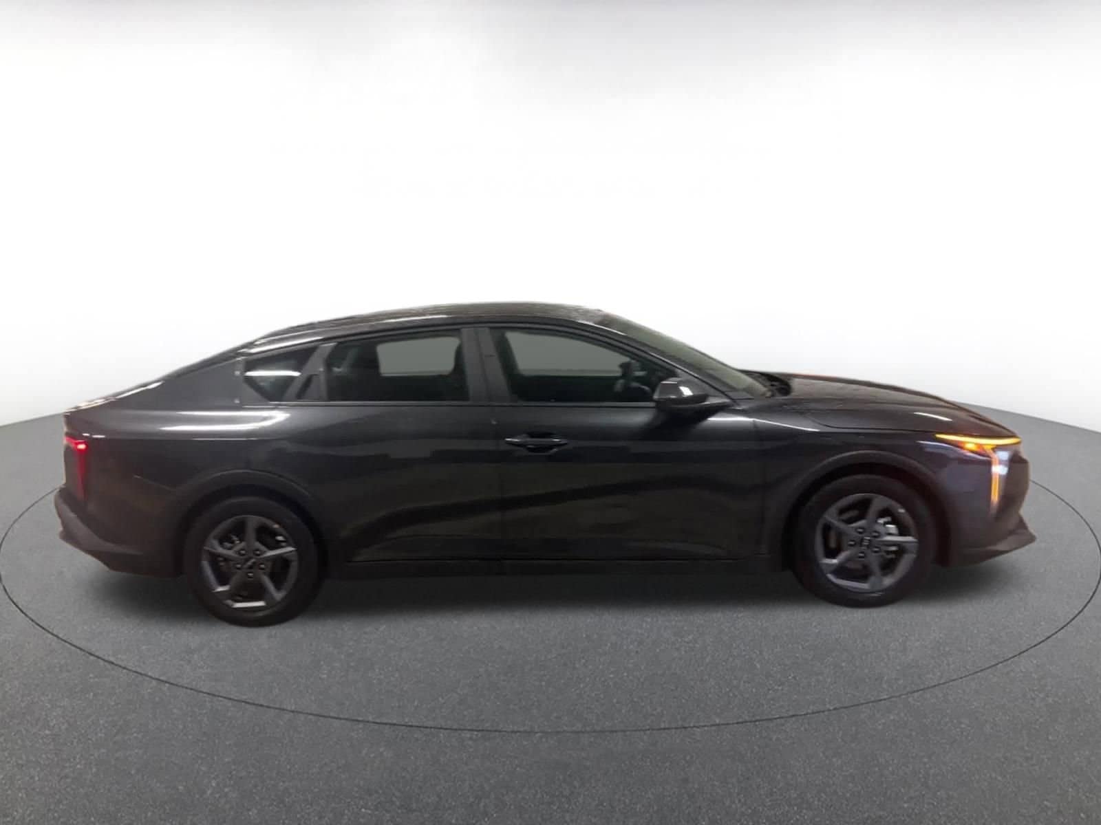 Thumbnail: 2025 Kia K4 - 16