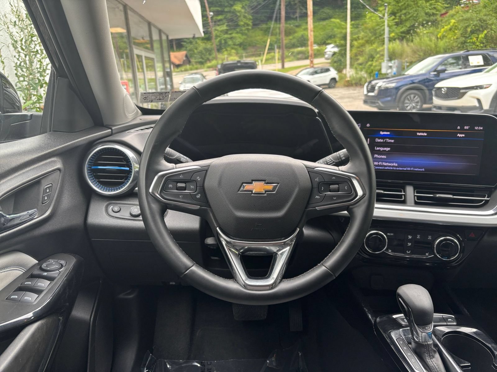 Thumbnail: 2025 Chevrolet Trax - 34