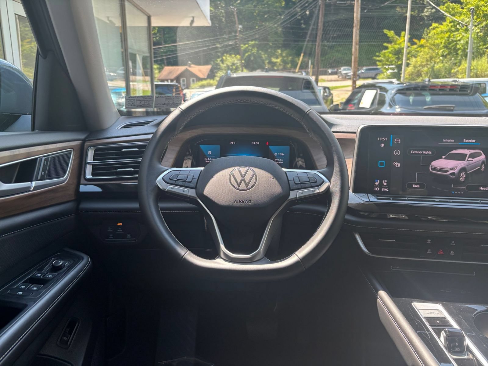 Thumbnail: 2026 Volkswagen Atlas - 32