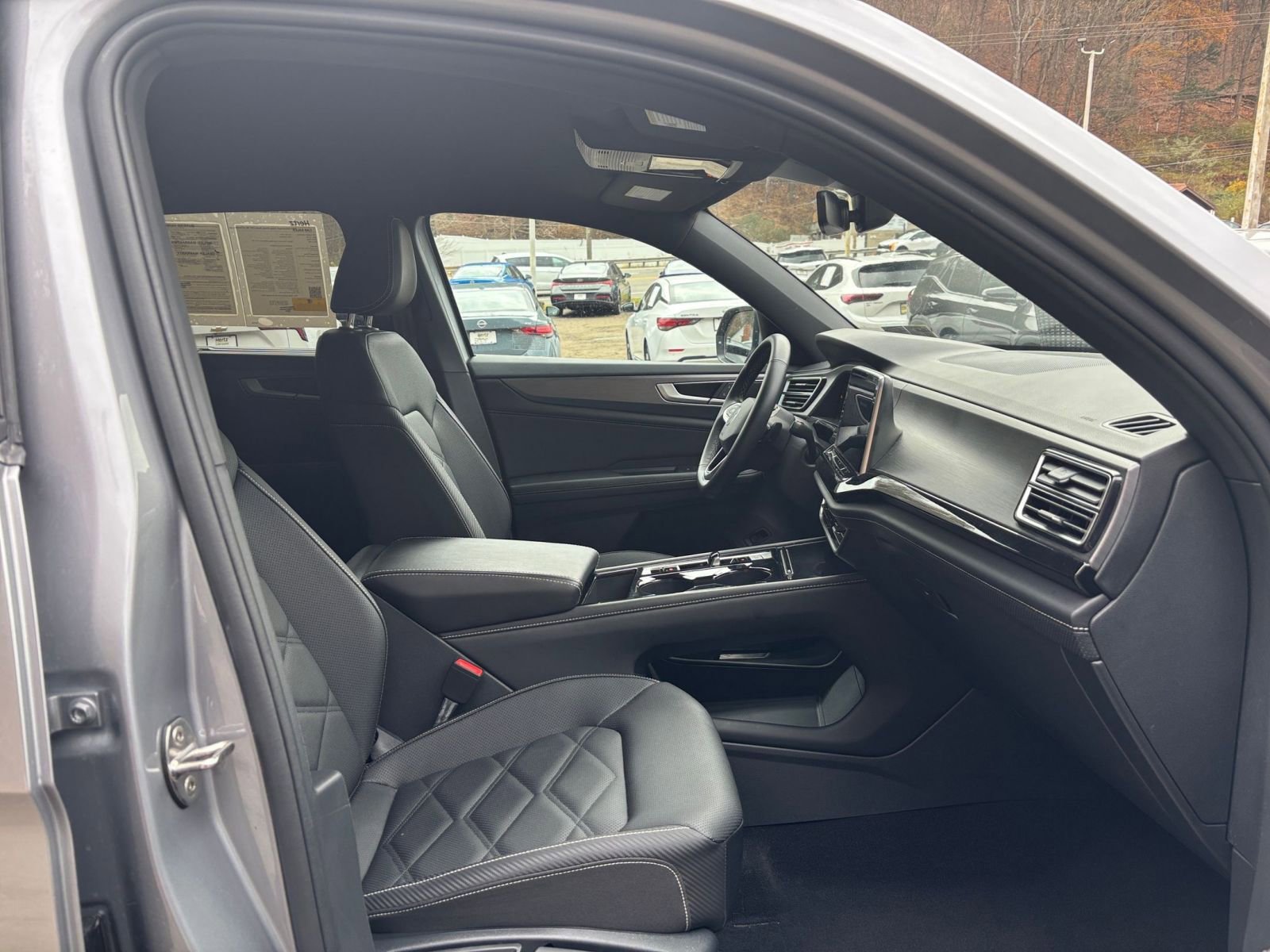 Thumbnail: 2025 Volkswagen Atlas - 27