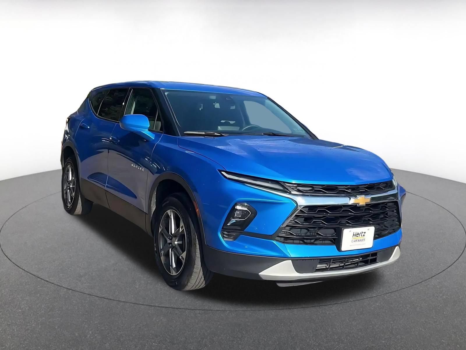 Thumbnail: 2025 Chevrolet Blazer - 3
