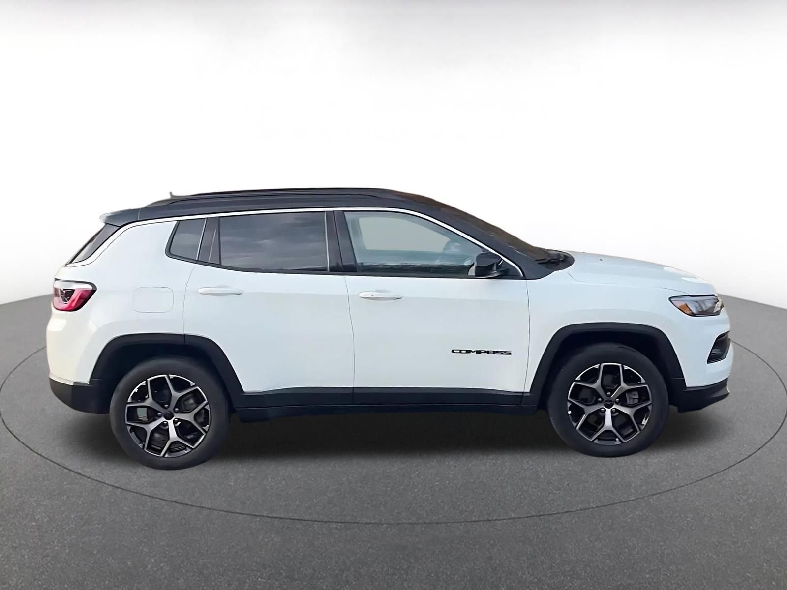 Thumbnail: 2025 Jeep Compass - 16