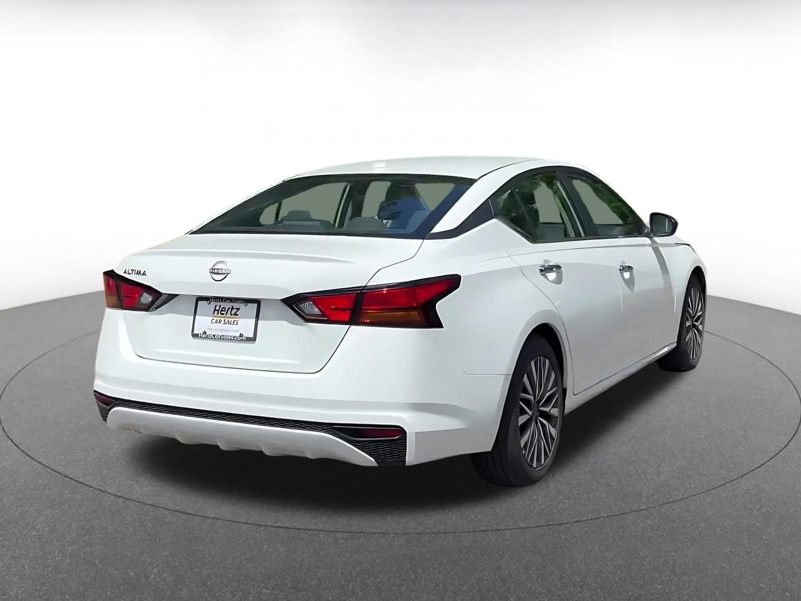 Thumbnail: 2025 Nissan Altima - 15