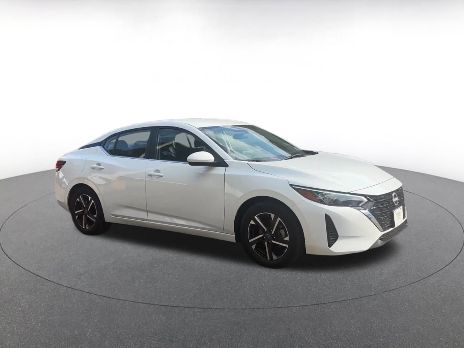 Thumbnail: 2024 Nissan Sentra - 2