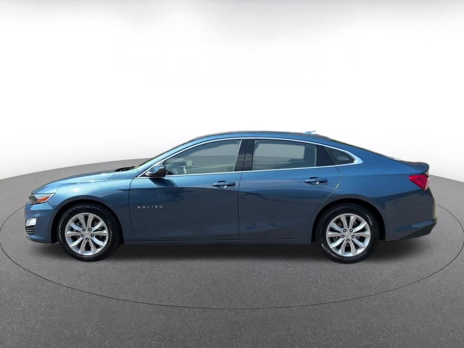 2024 Chevrolet Malibu LT 8