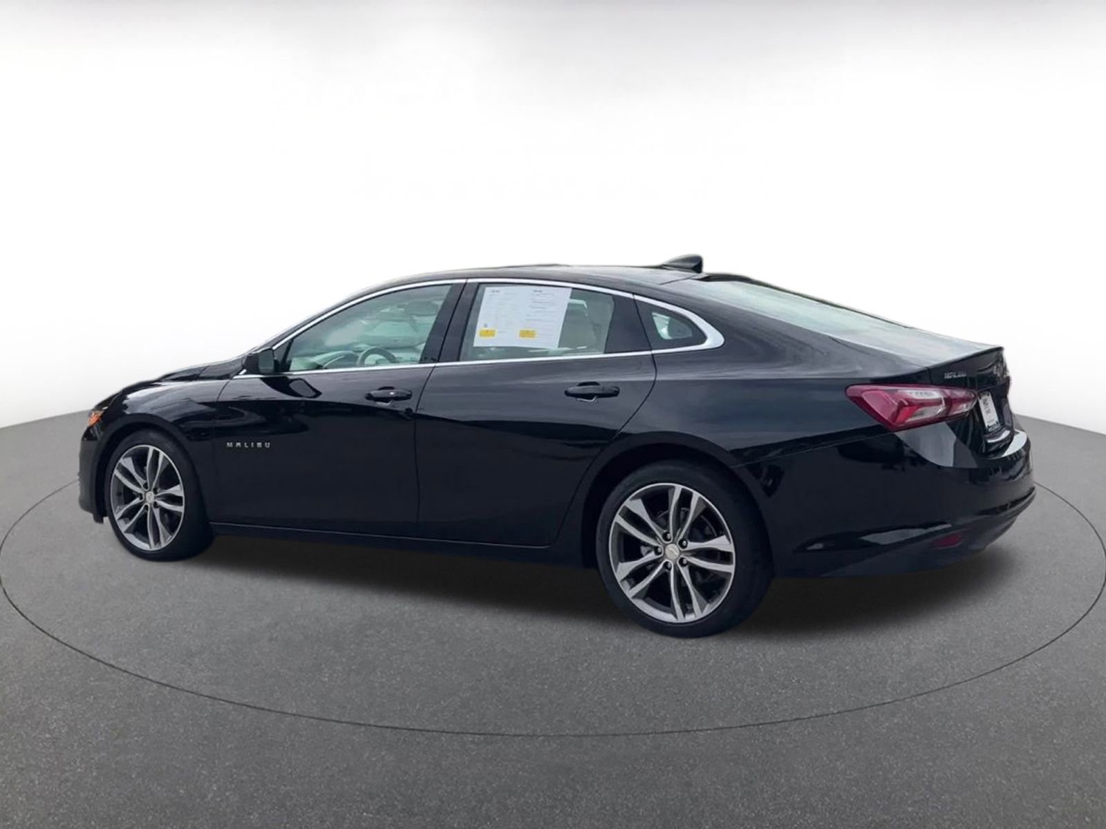 Thumbnail: 2024 Chevrolet Malibu - 10