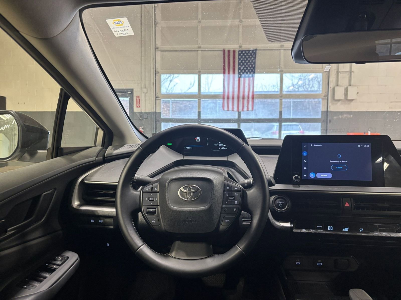 Thumbnail: 2025 Toyota Prius - 32