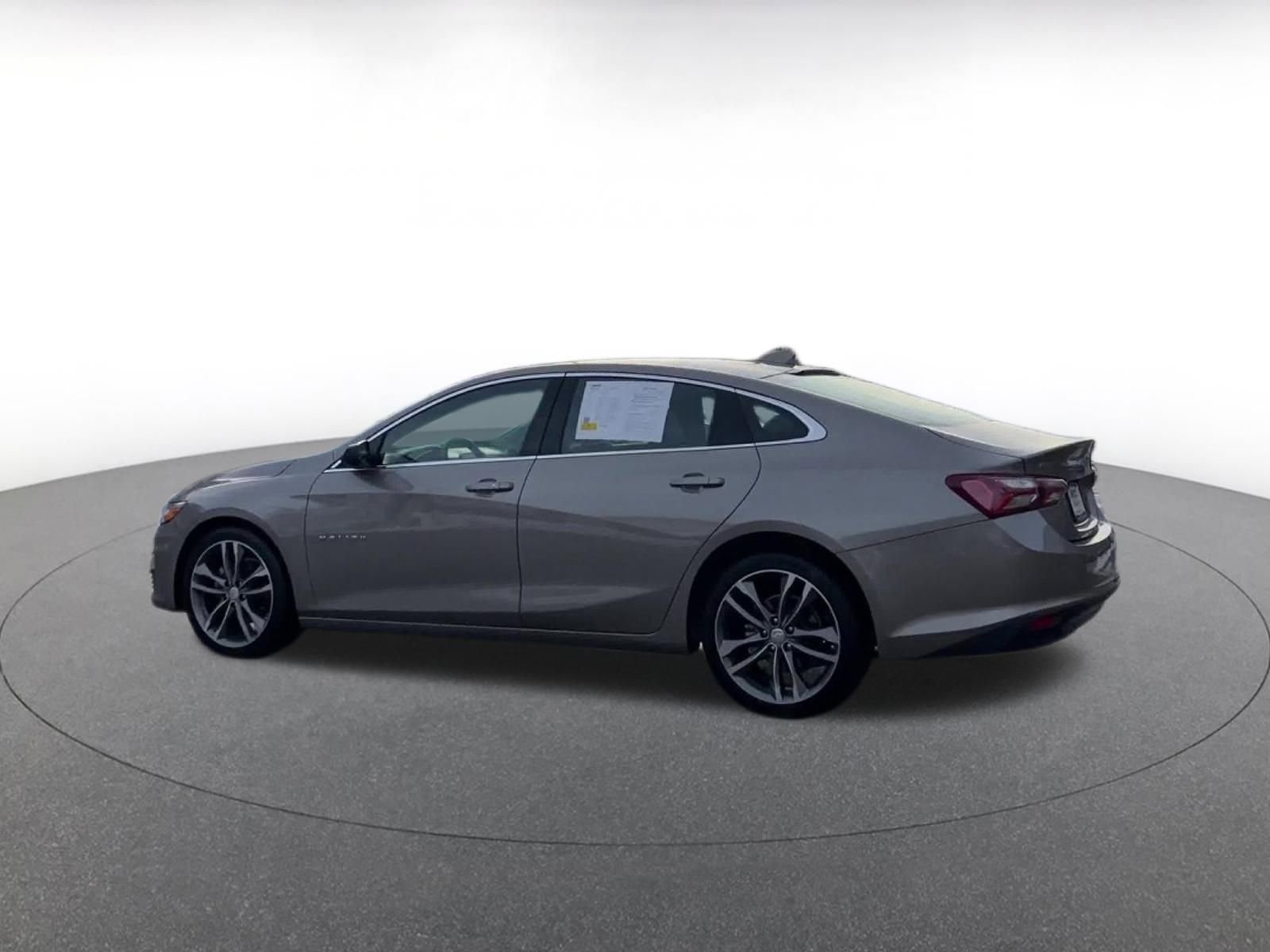 Thumbnail: 2024 Chevrolet Malibu - 10