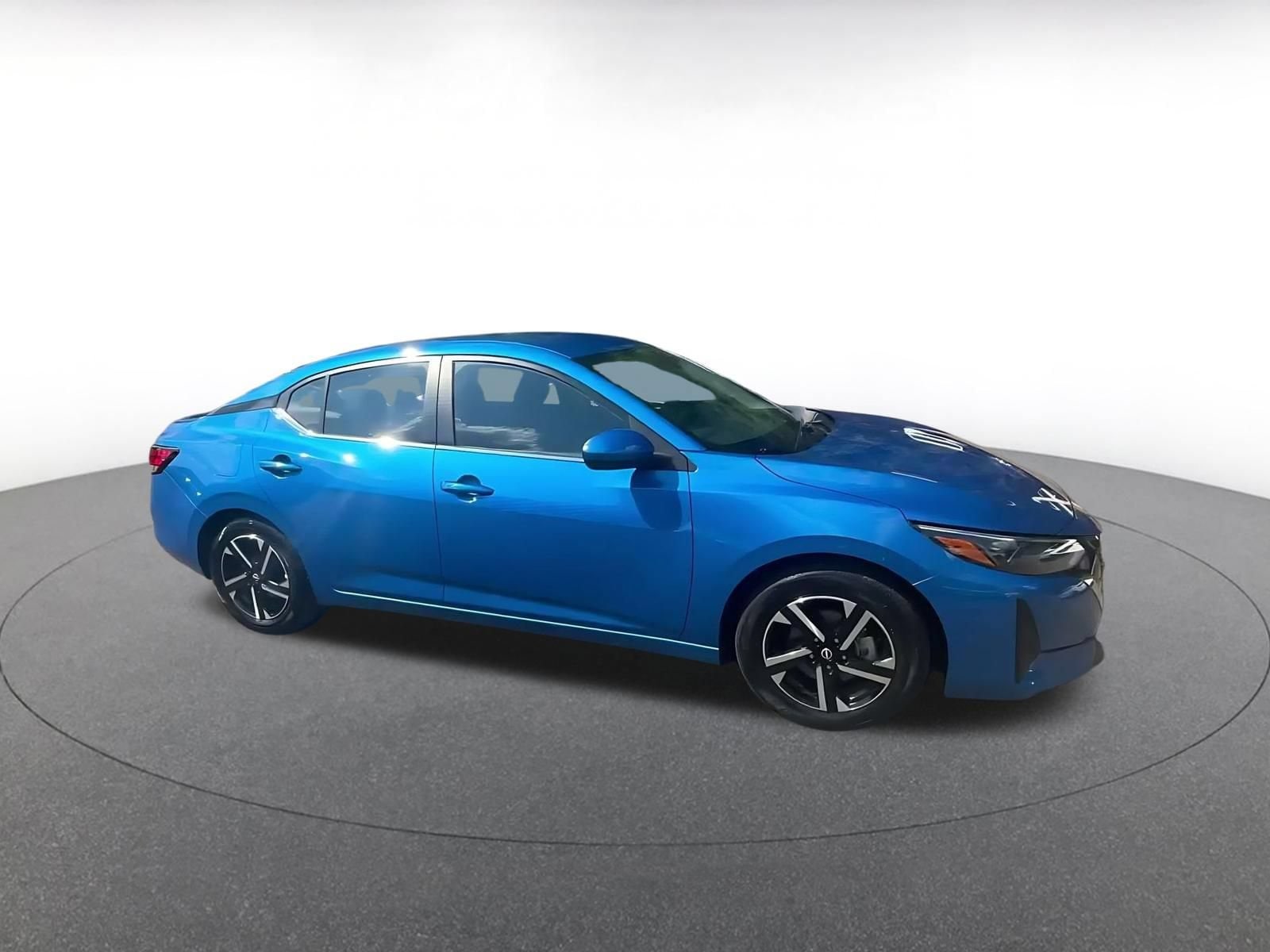 Thumbnail: 2025 Nissan Sentra - 2