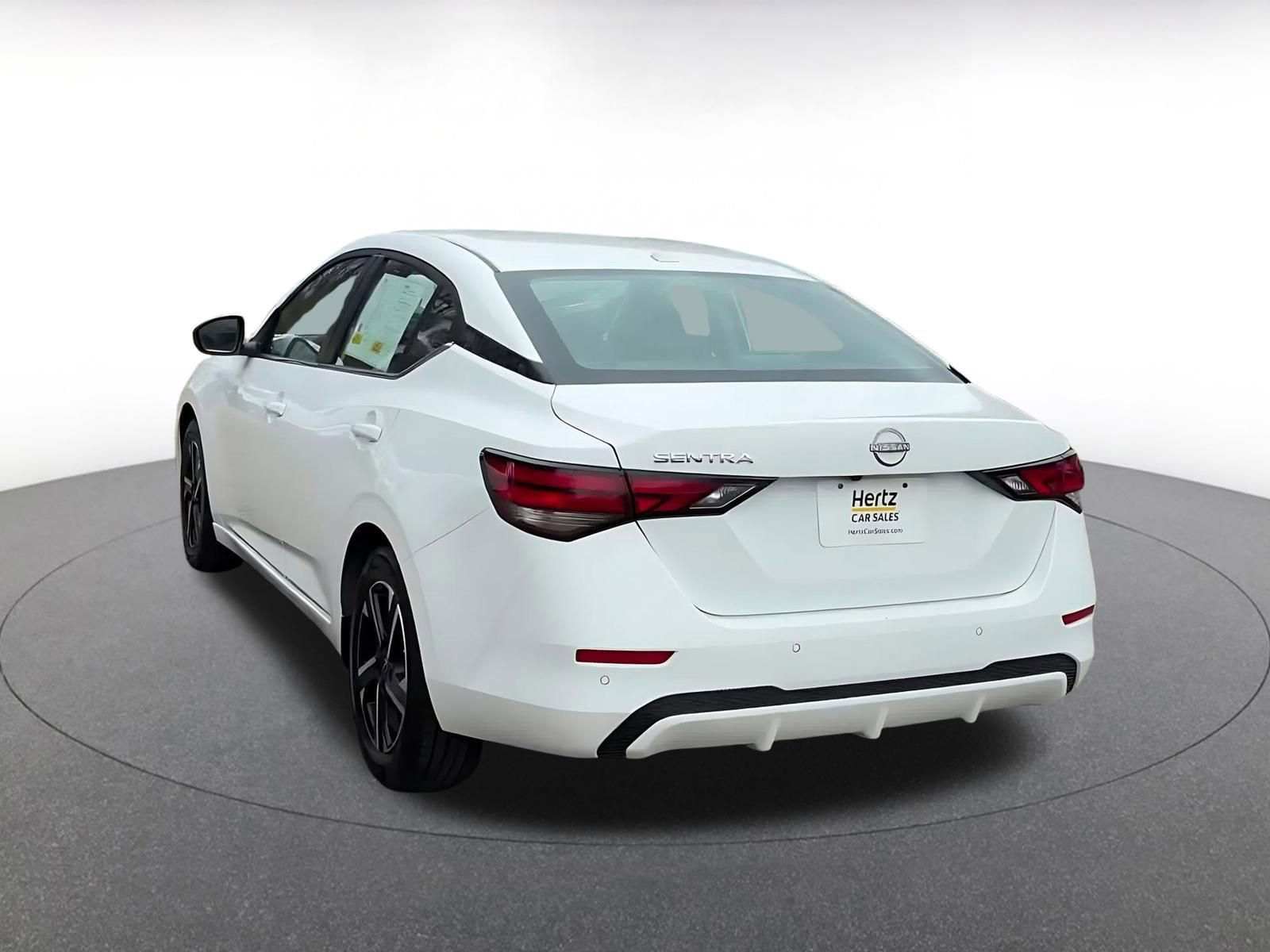 Thumbnail: 2025 Nissan Sentra - 11