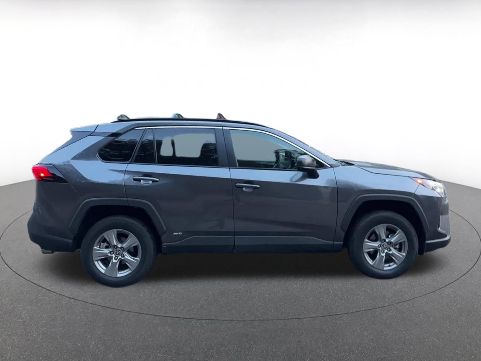 Thumbnail: 2025 Toyota RAV4 - 16