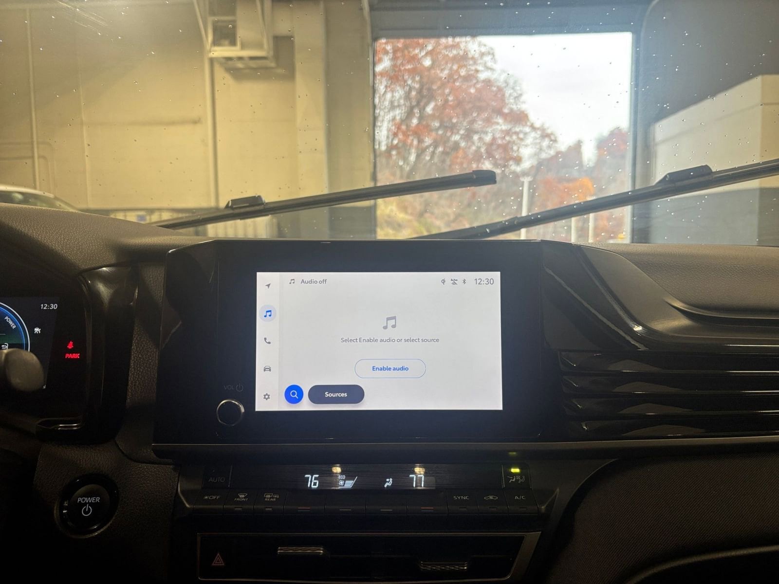 Thumbnail: 2025 Toyota Camry - 18