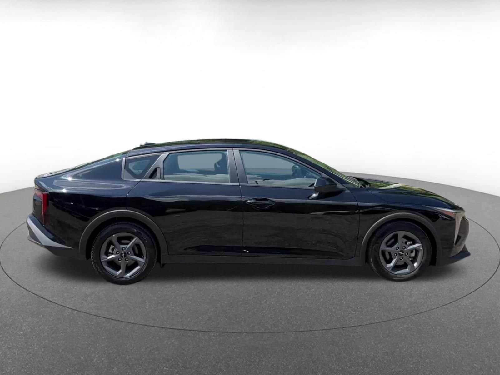 Thumbnail: 2025 Kia K4 - 15