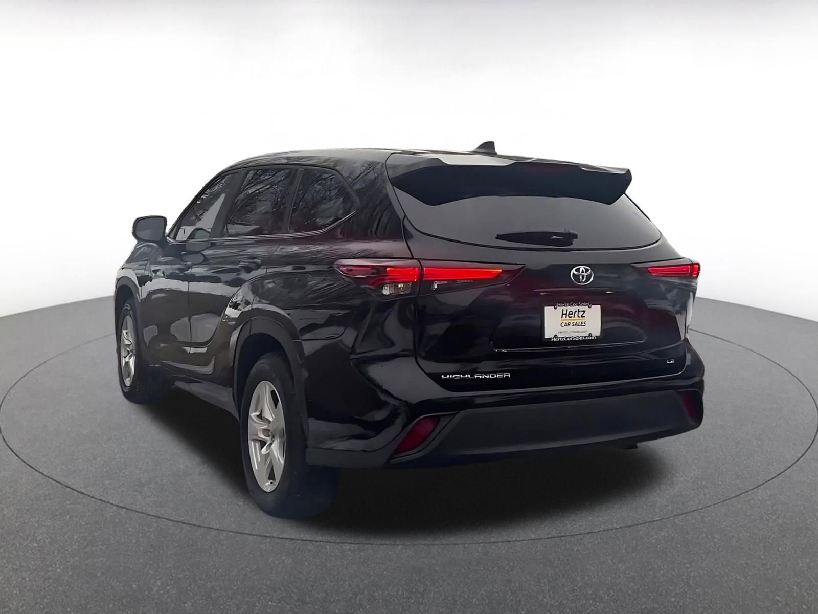 Thumbnail: 2025 Toyota Highlander - 11