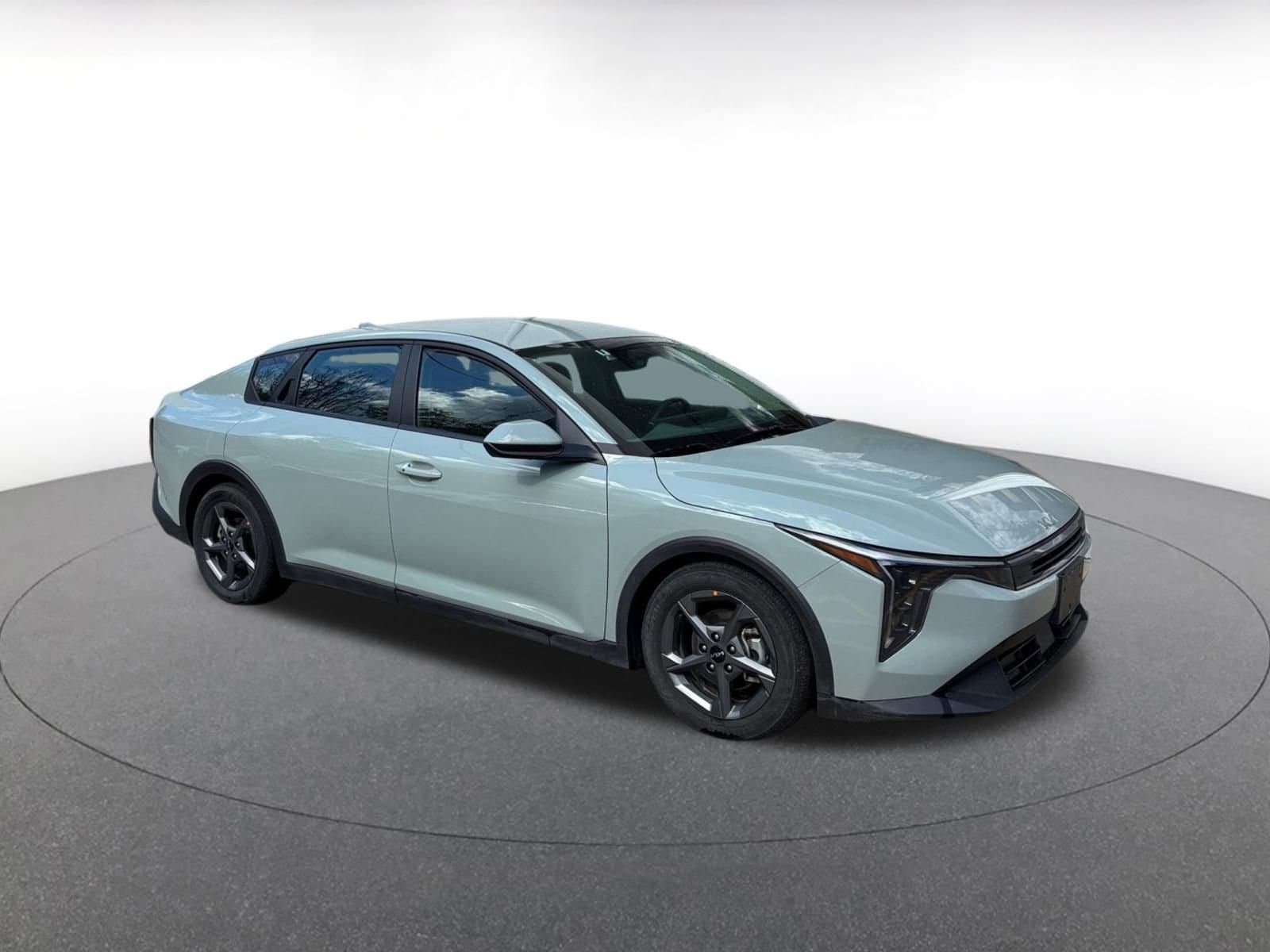 Thumbnail: 2025 Kia K4 - 1