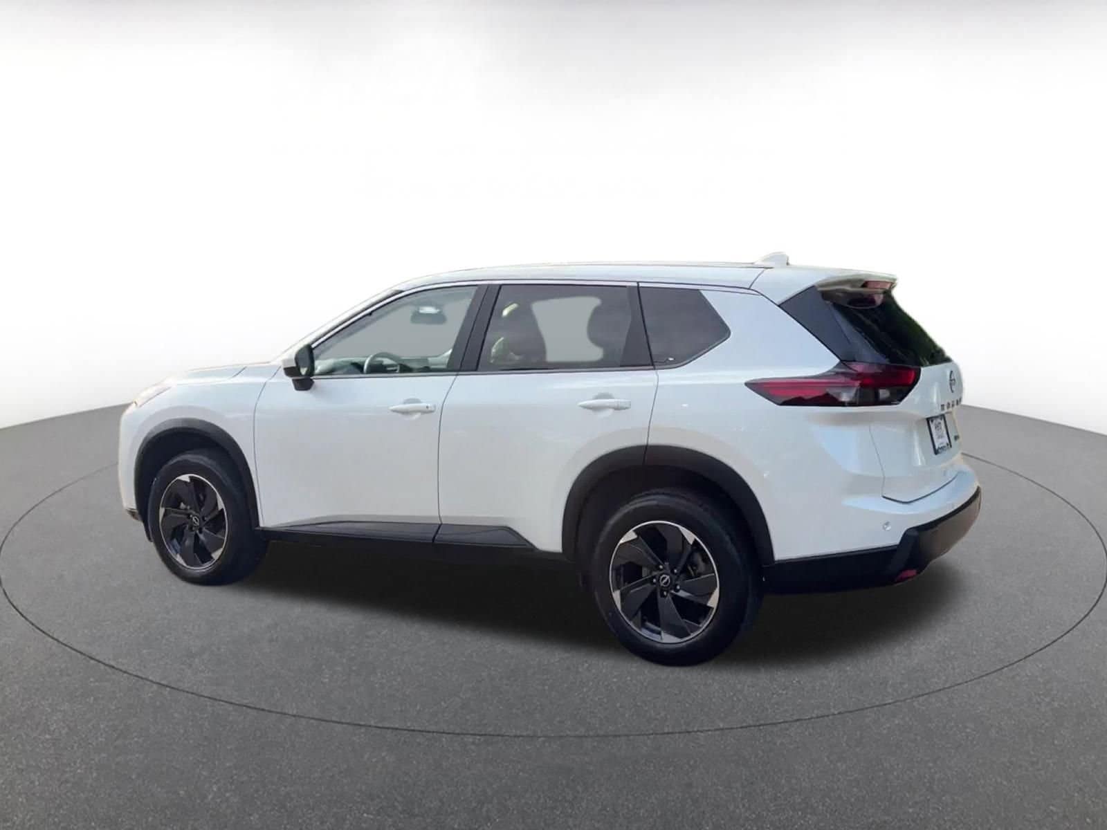 Thumbnail: 2024 Nissan Rogue - 10