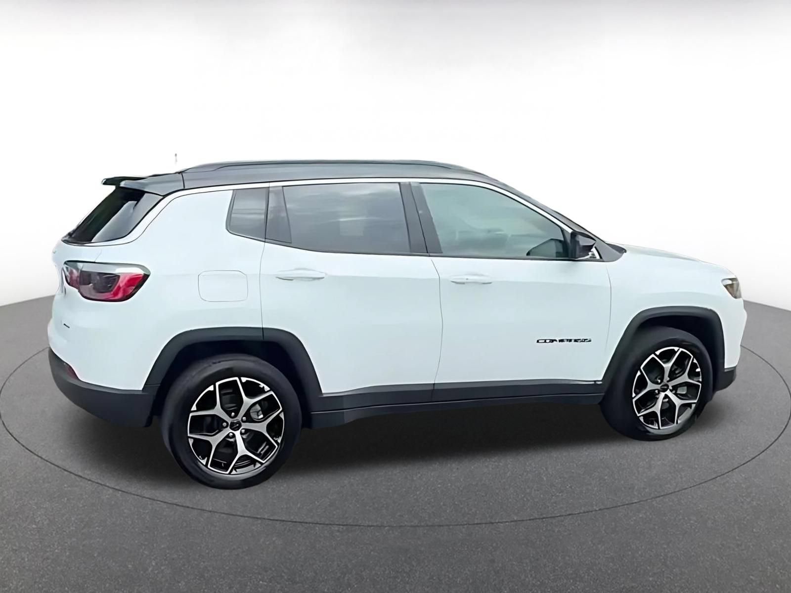 Thumbnail: 2025 Jeep Compass - 14