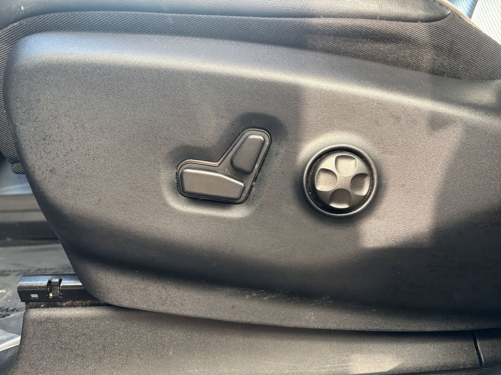 Thumbnail: 2025 Chrysler Pacifica - 22