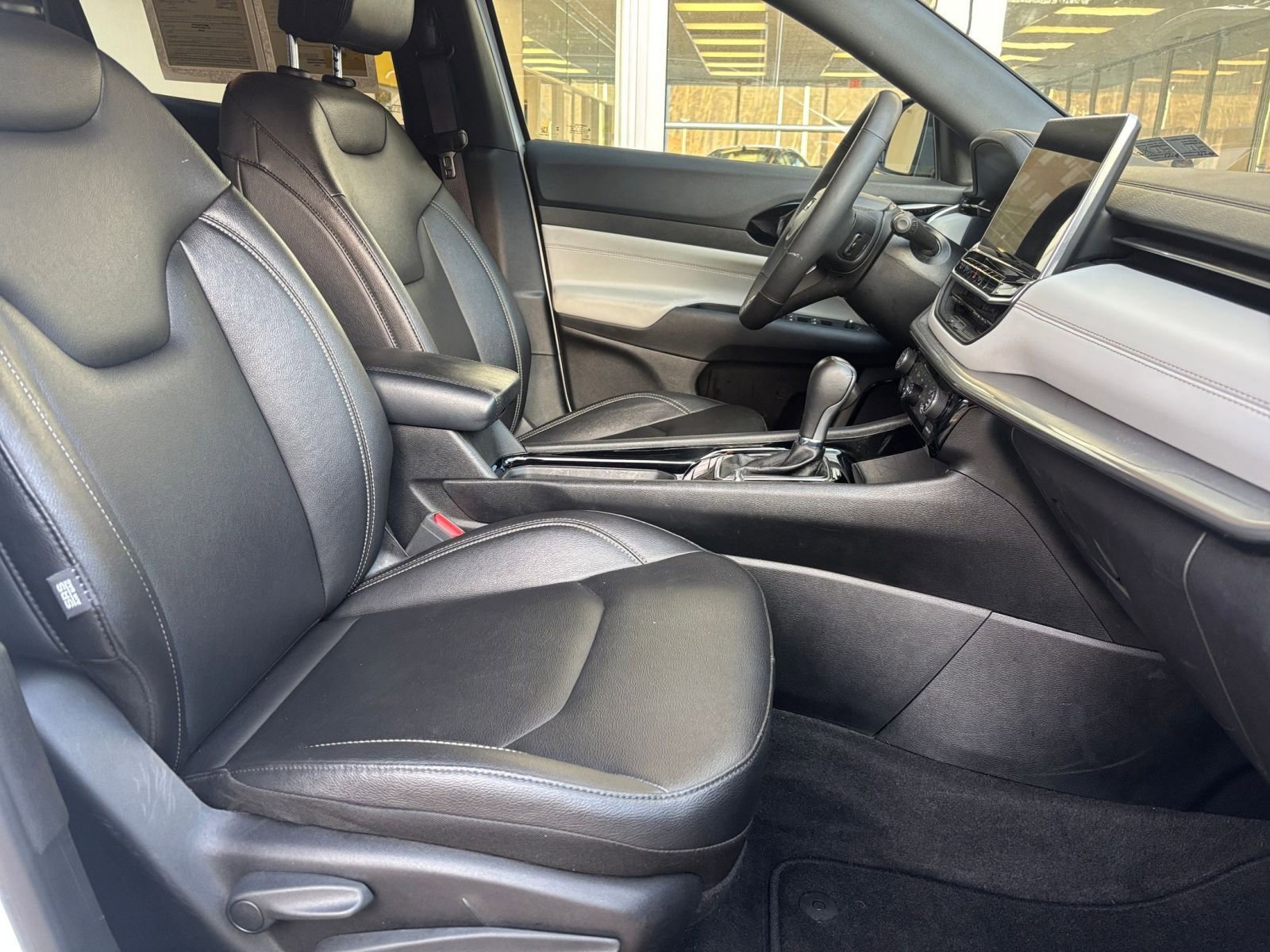 Thumbnail: 2025 Jeep Compass - 28