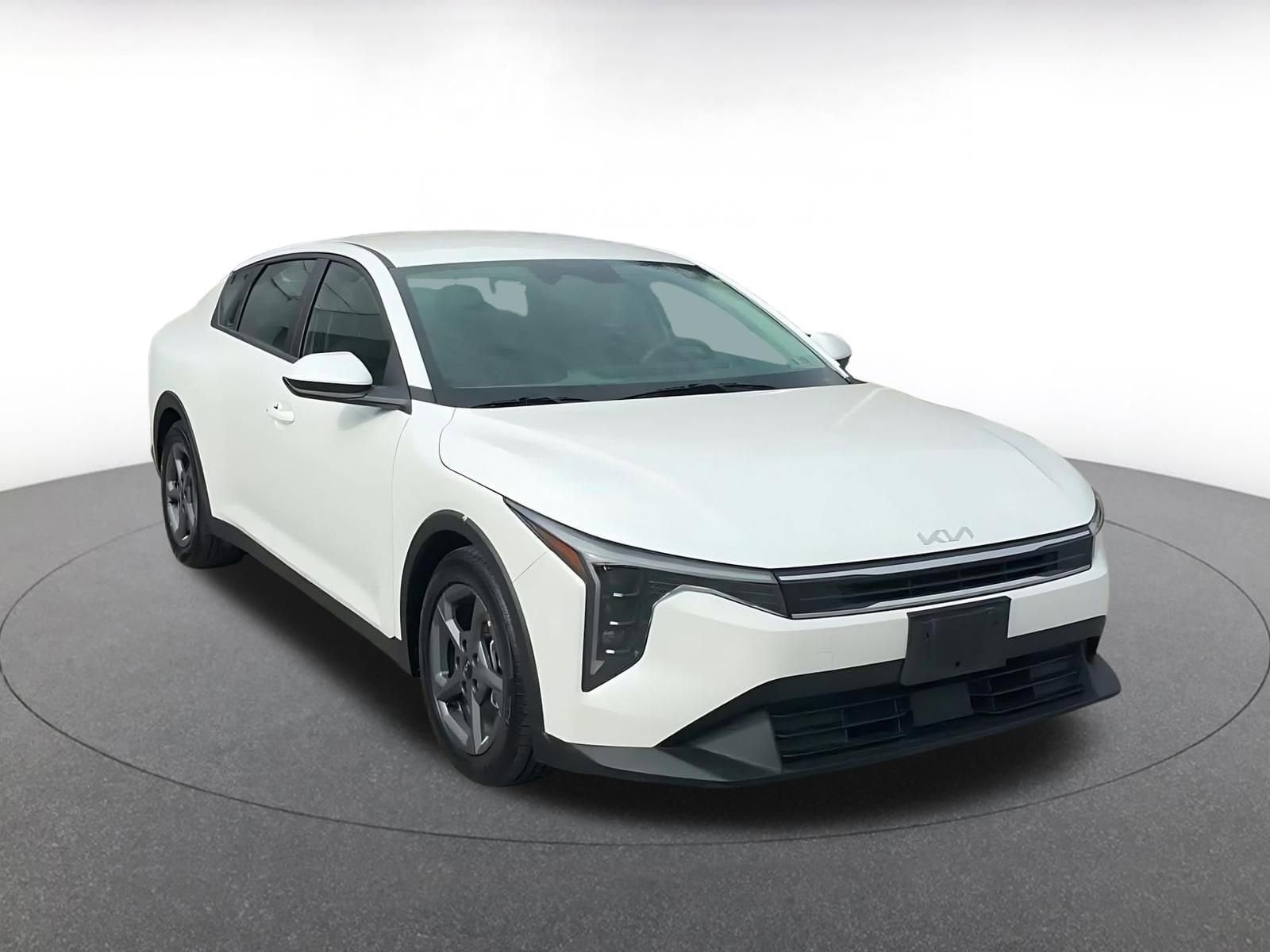 Thumbnail: 2025 Kia K4 - 3