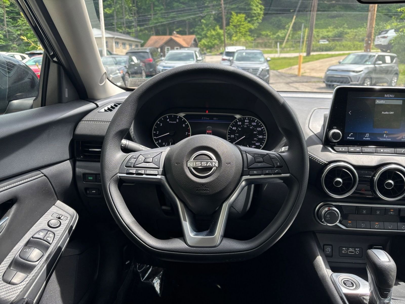 Thumbnail: 2025 Nissan Sentra - 33