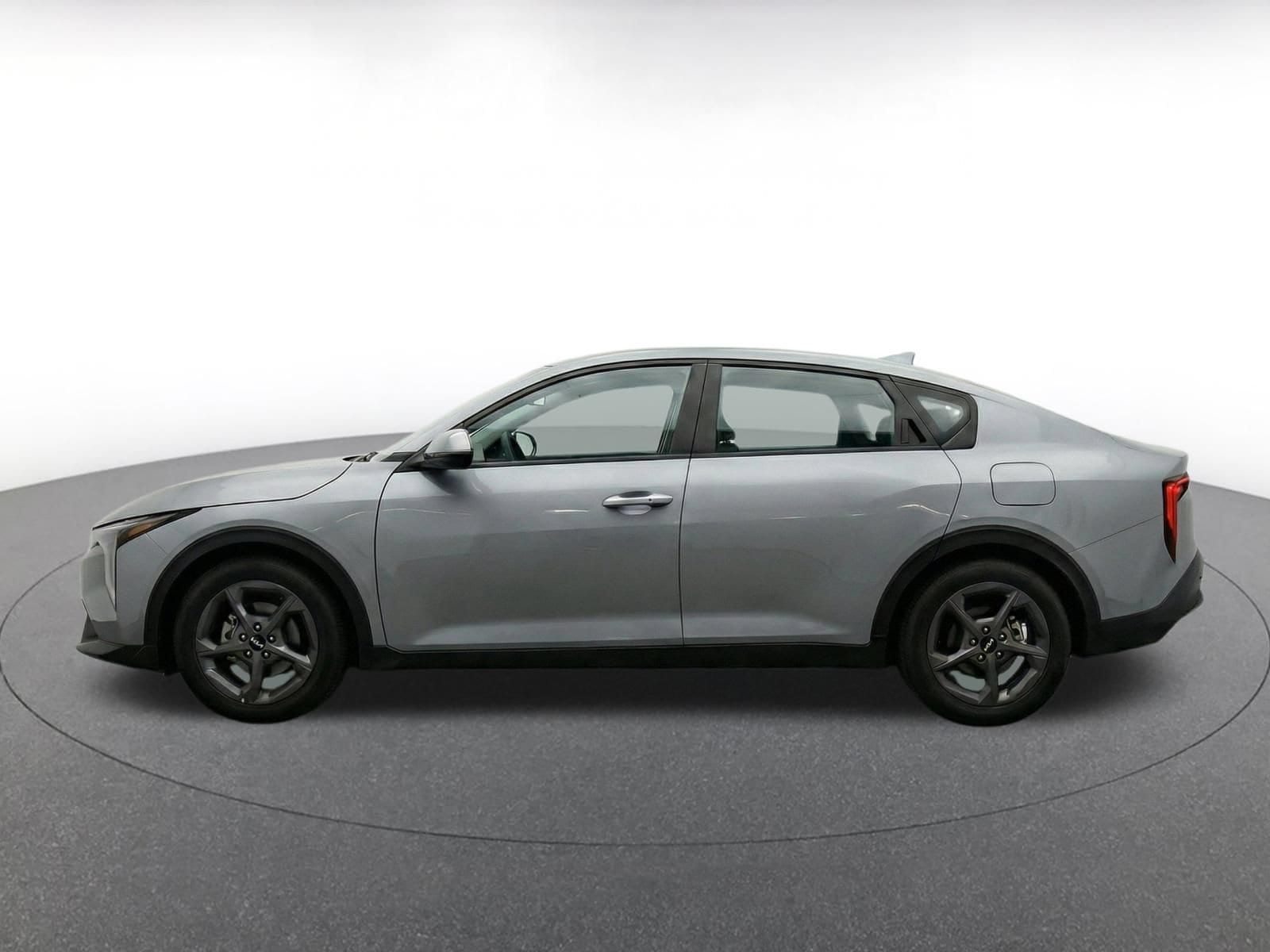 Thumbnail: 2025 Kia K4 - 4