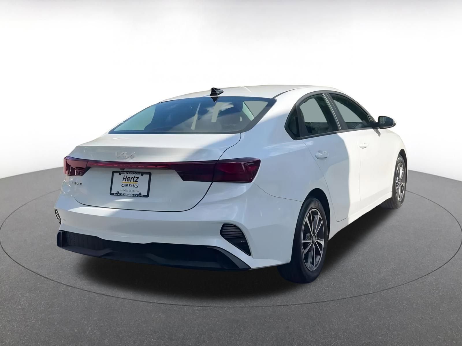 Thumbnail: 2024 Kia Forte - 14