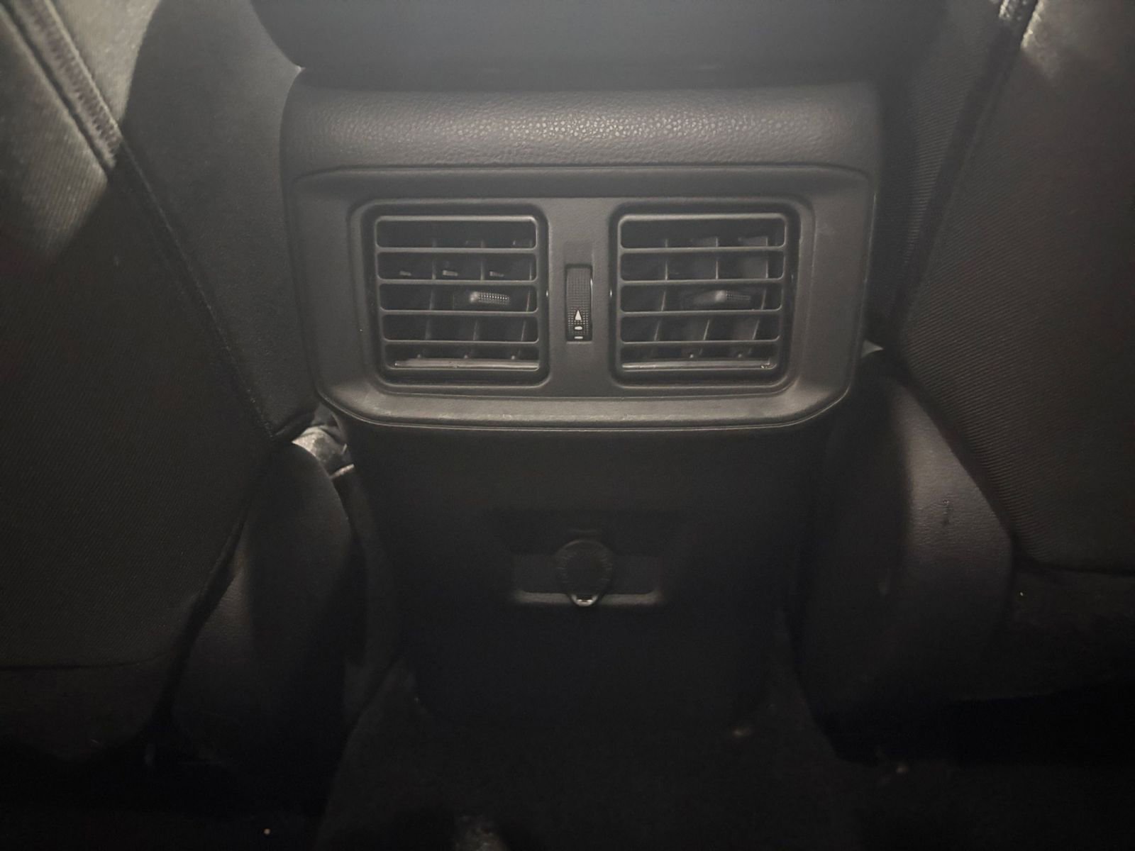 Thumbnail: 2025 Toyota RAV4 - 23