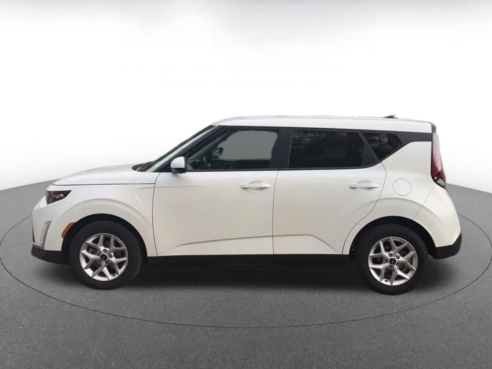 Thumbnail: 2025 Kia Soul - 10