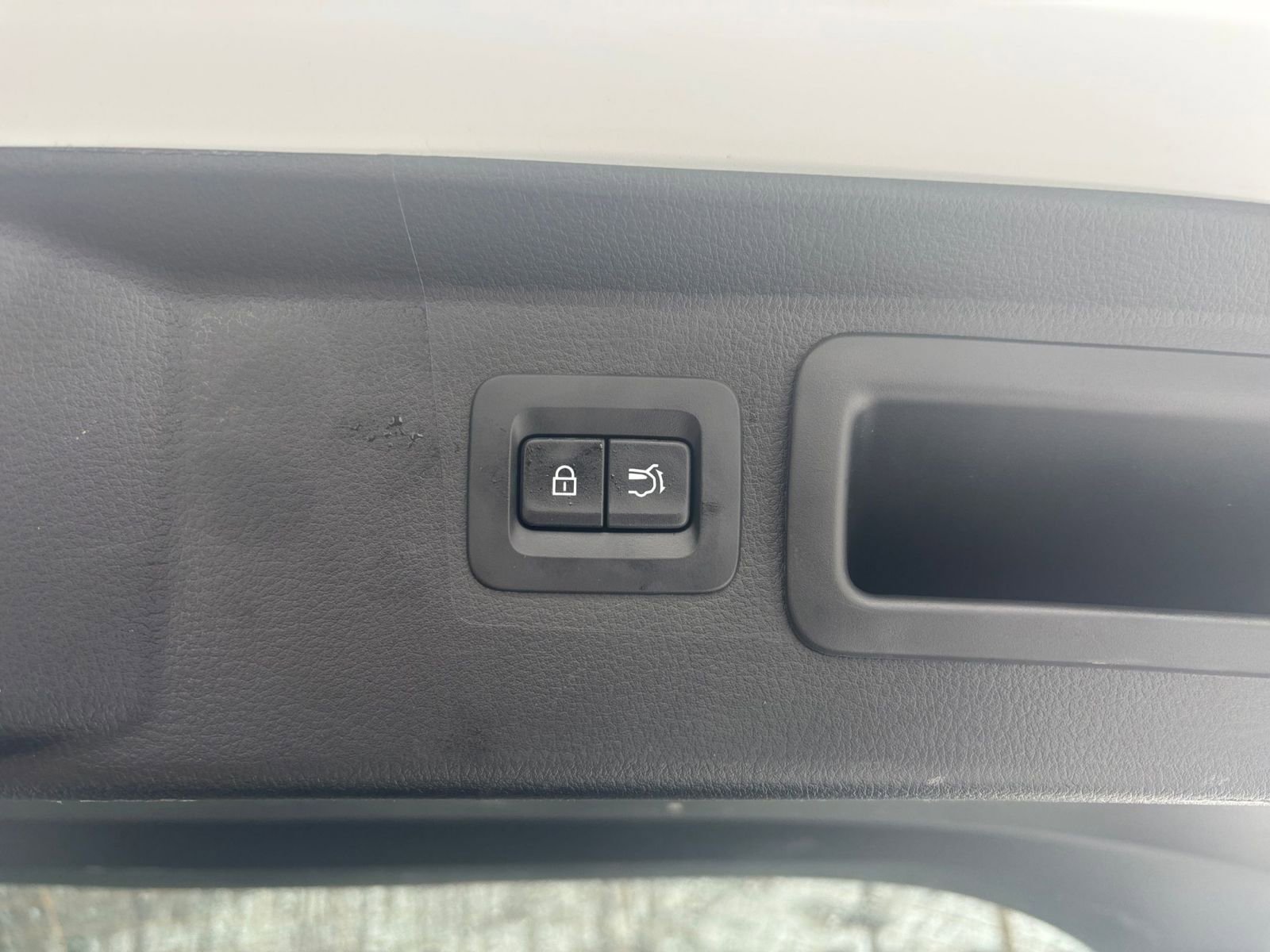 Thumbnail: 2025 Mazda CX-50 - 22