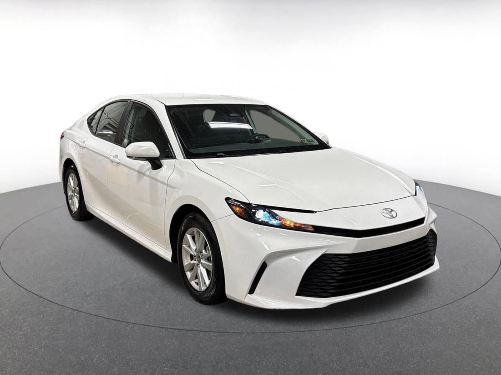 Thumbnail: 2025 Toyota Camry - 1