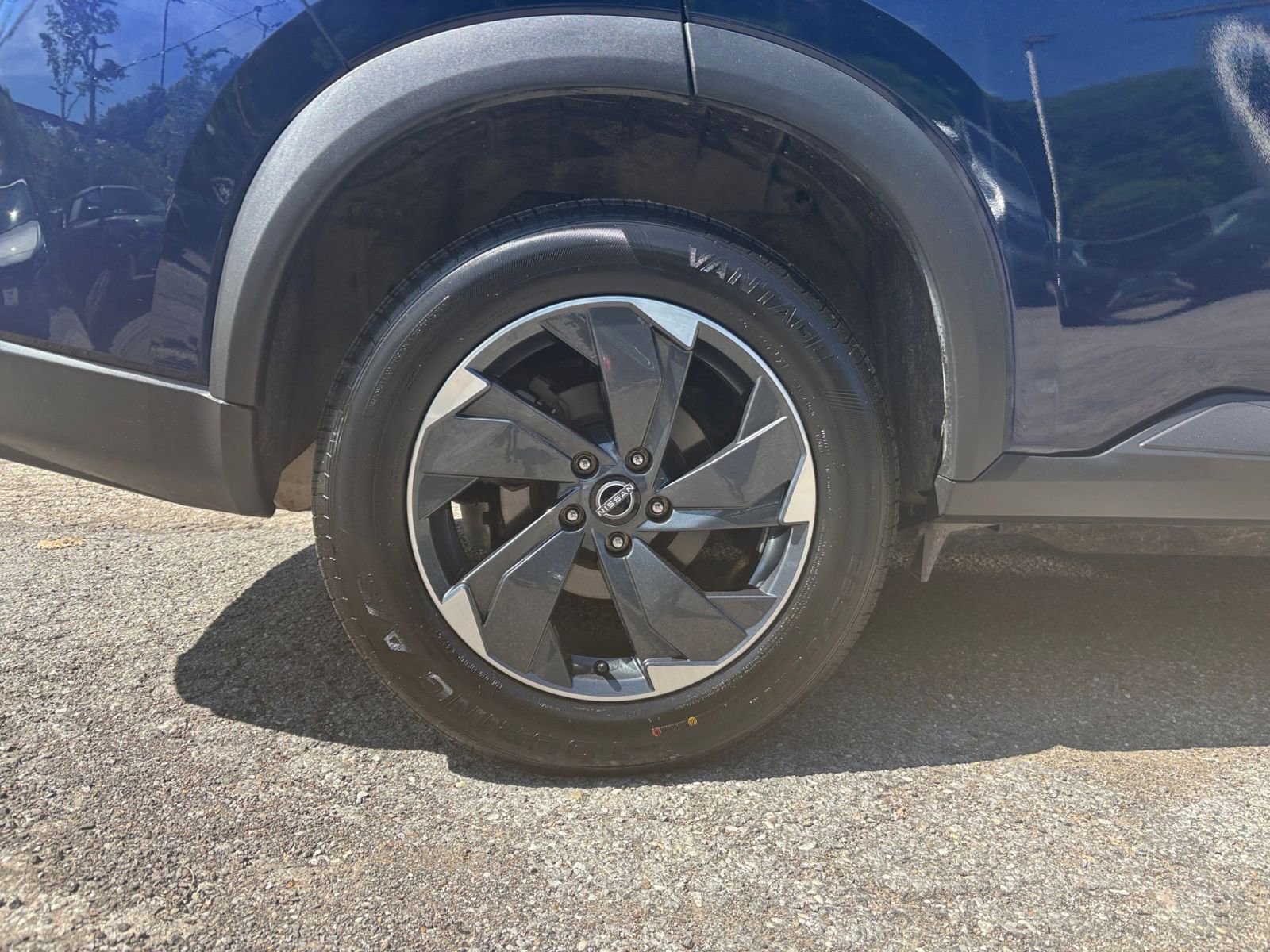 Thumbnail: 2025 Nissan Rogue - 32