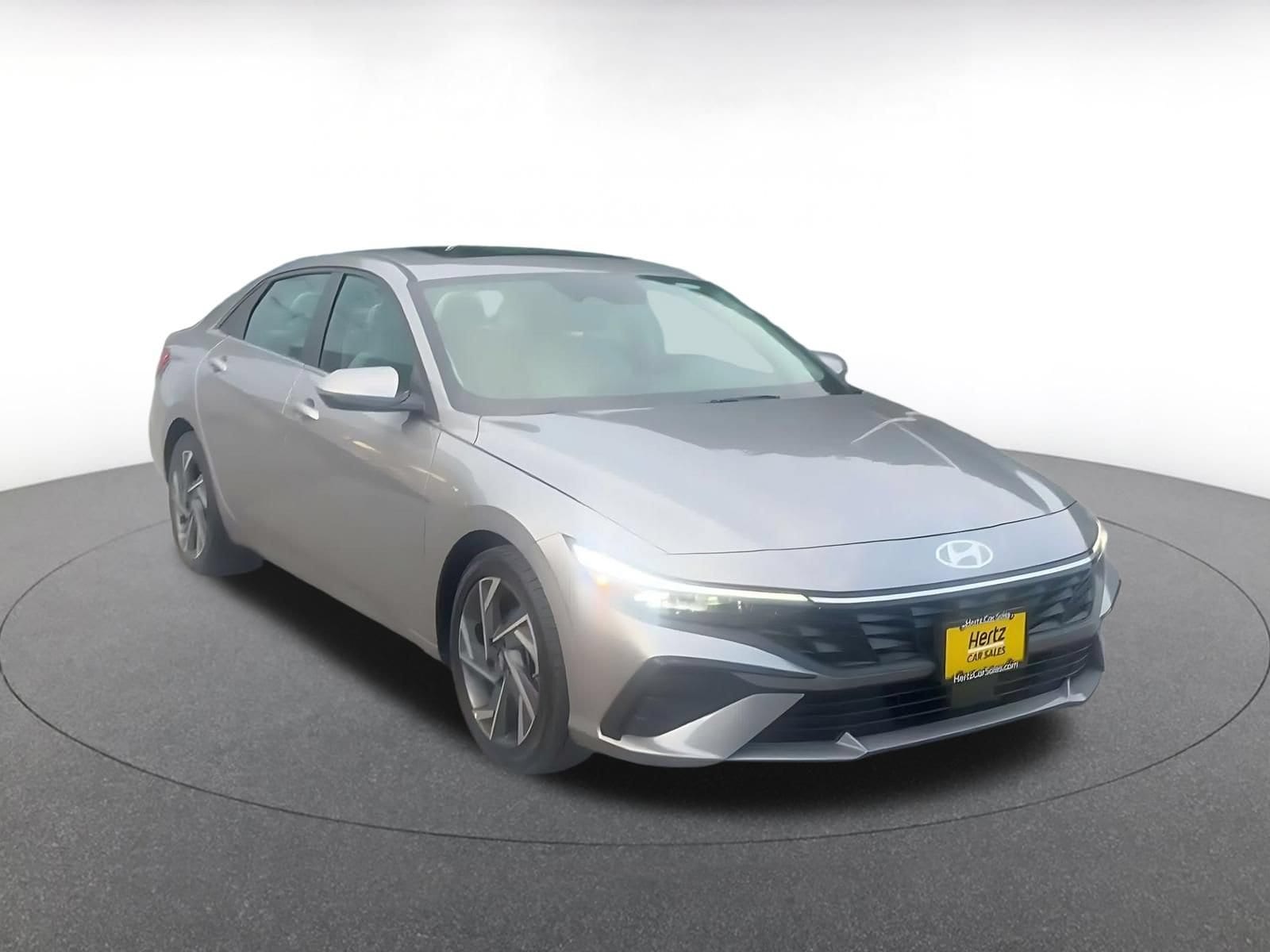 Thumbnail: 2025 Hyundai Elantra - 3