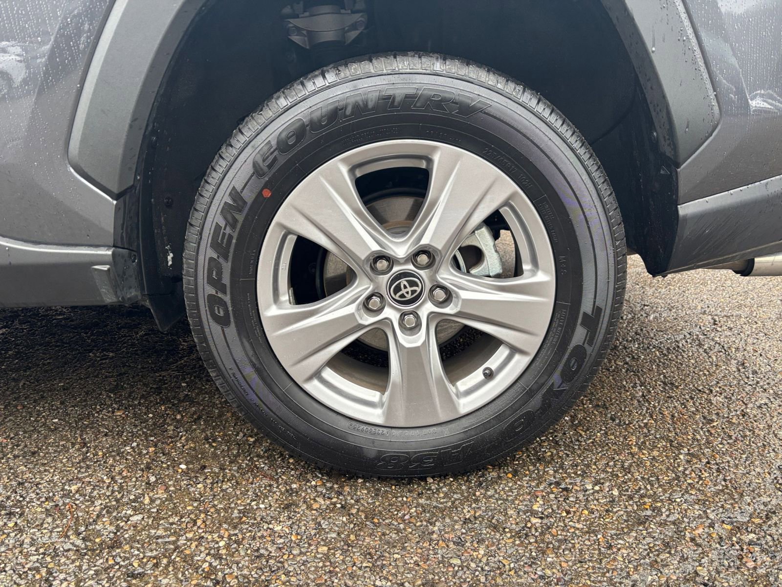 Thumbnail: 2025 Toyota RAV4 - 31