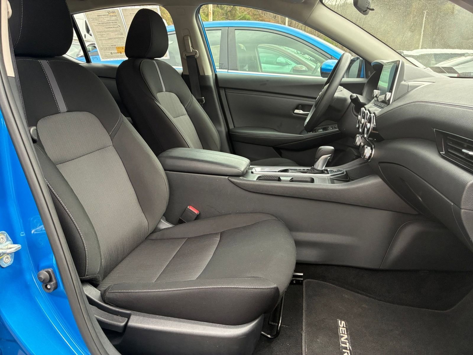 Thumbnail: 2025 Nissan Sentra - 27