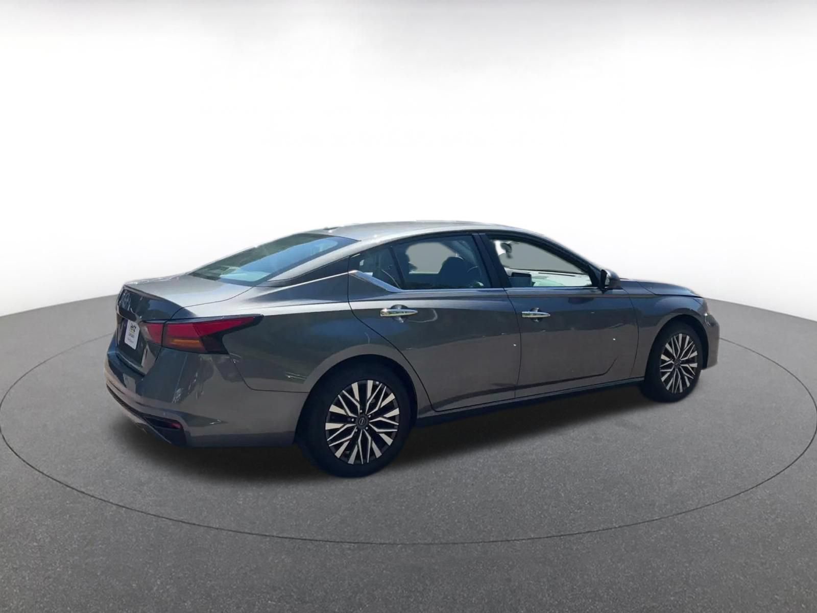 Thumbnail: 2025 Nissan Altima - 13