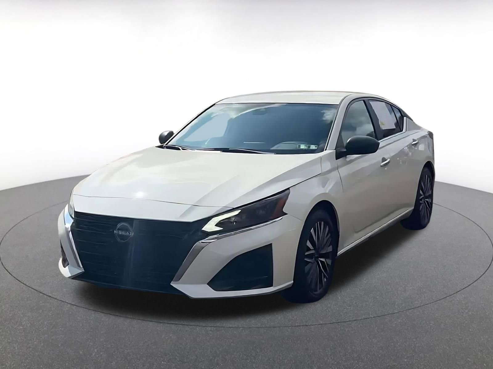 Thumbnail: 2025 Nissan Altima - 7