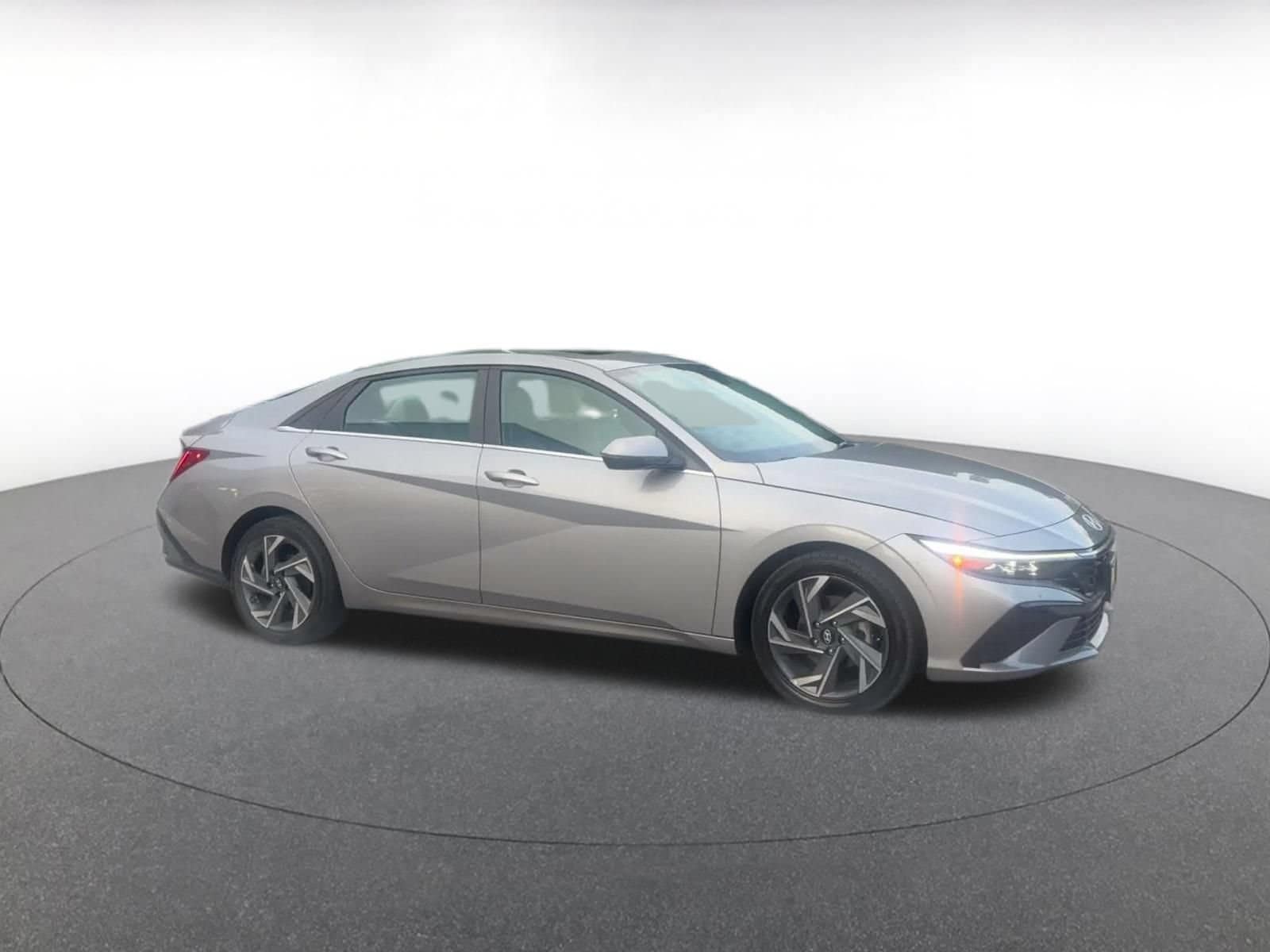 Thumbnail: 2025 Hyundai Elantra - 2
