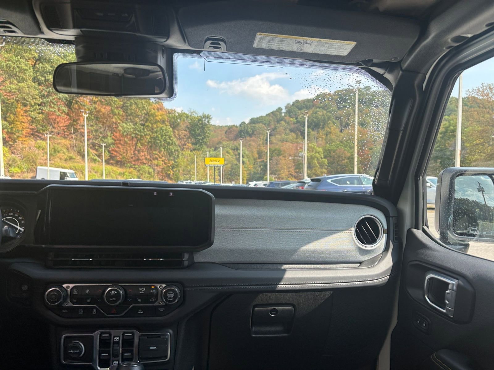 Thumbnail: 2025 Jeep Wrangler - 34