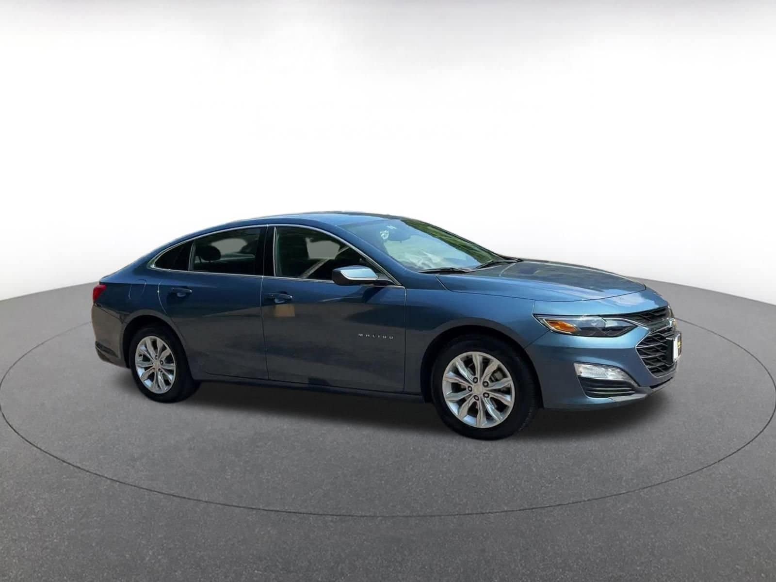 2024 Chevrolet Malibu LT 2