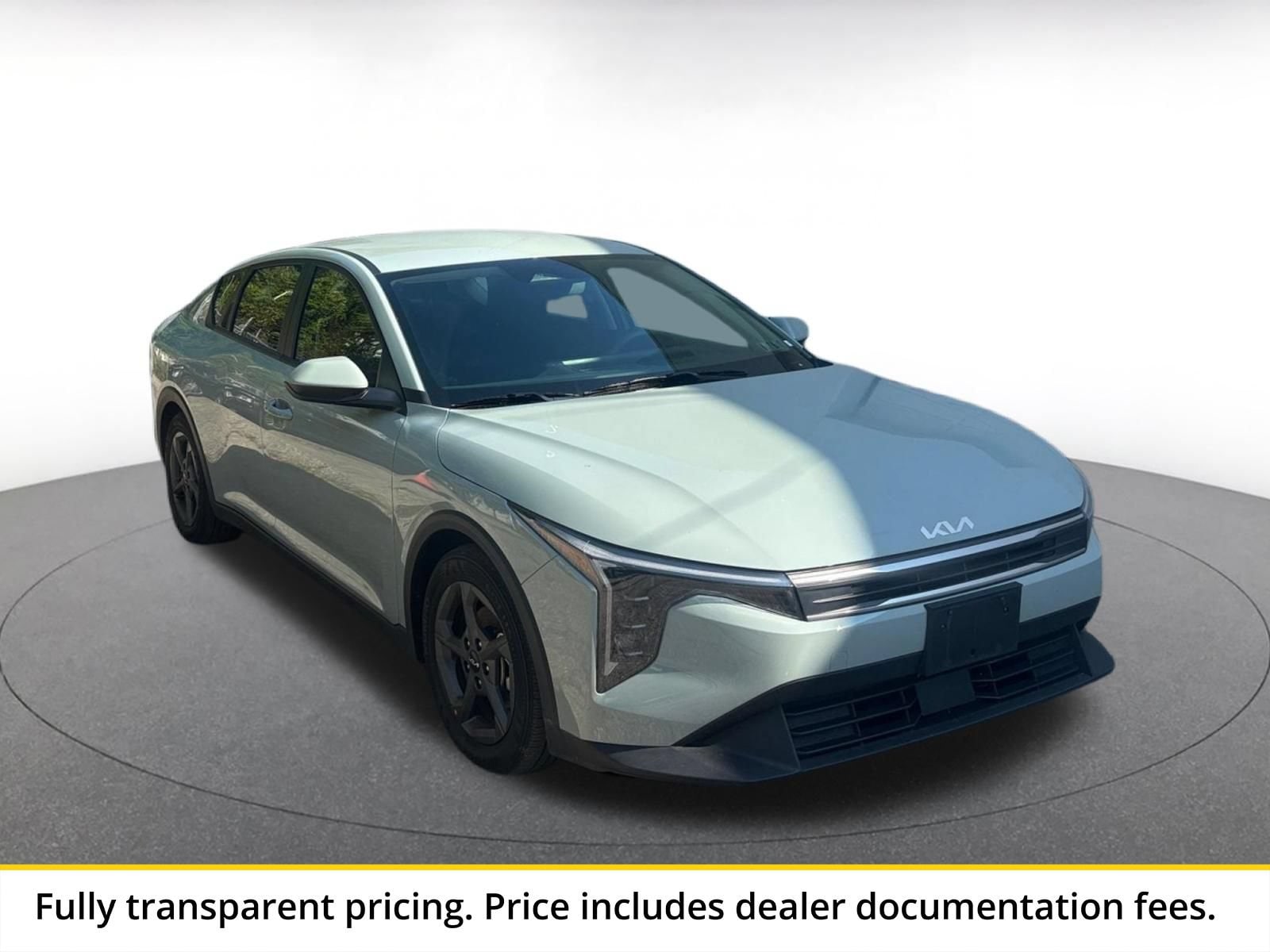 Thumbnail: 2026 Kia K4 - 1