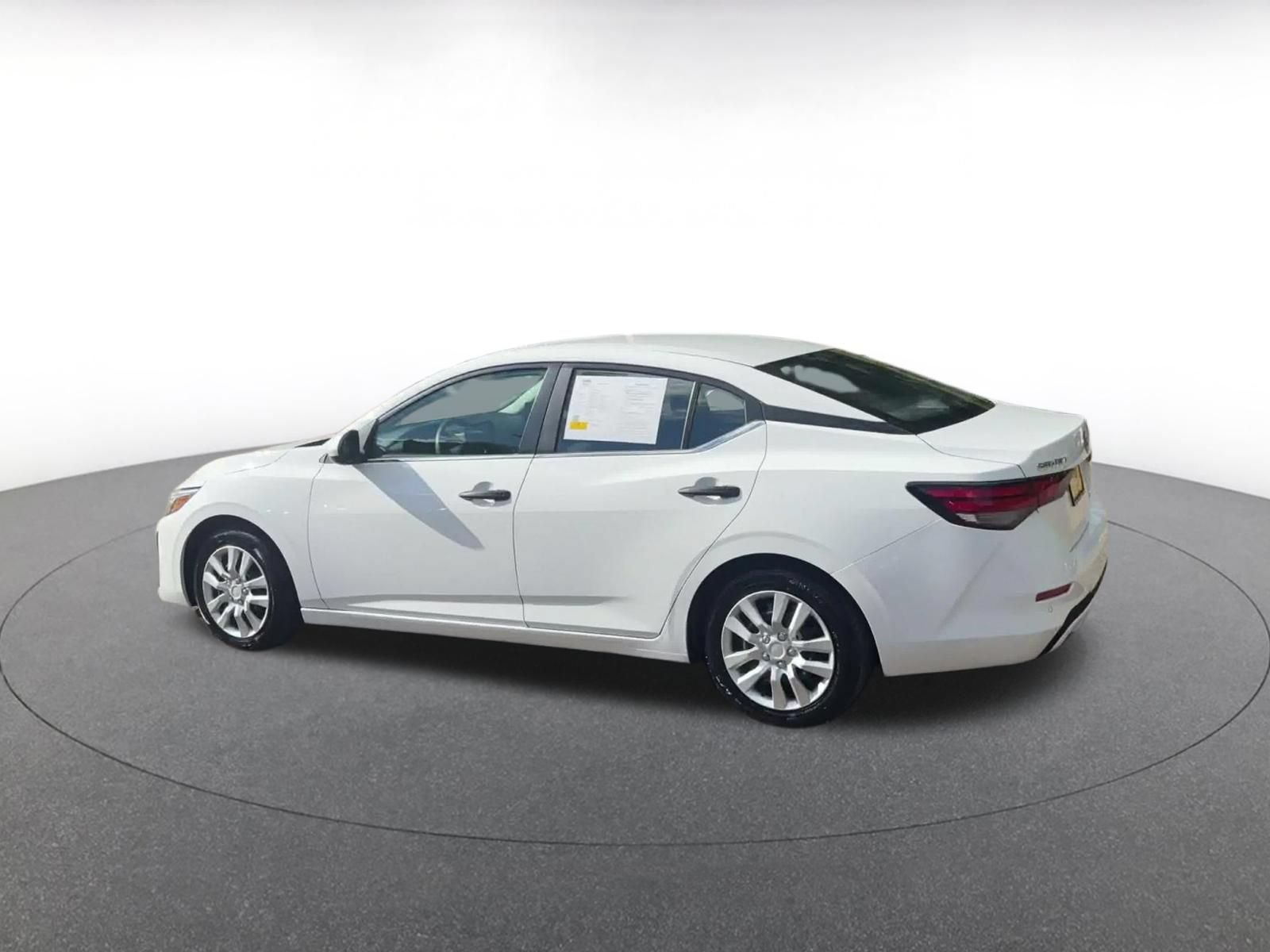 Thumbnail: 2025 Nissan Sentra - 9