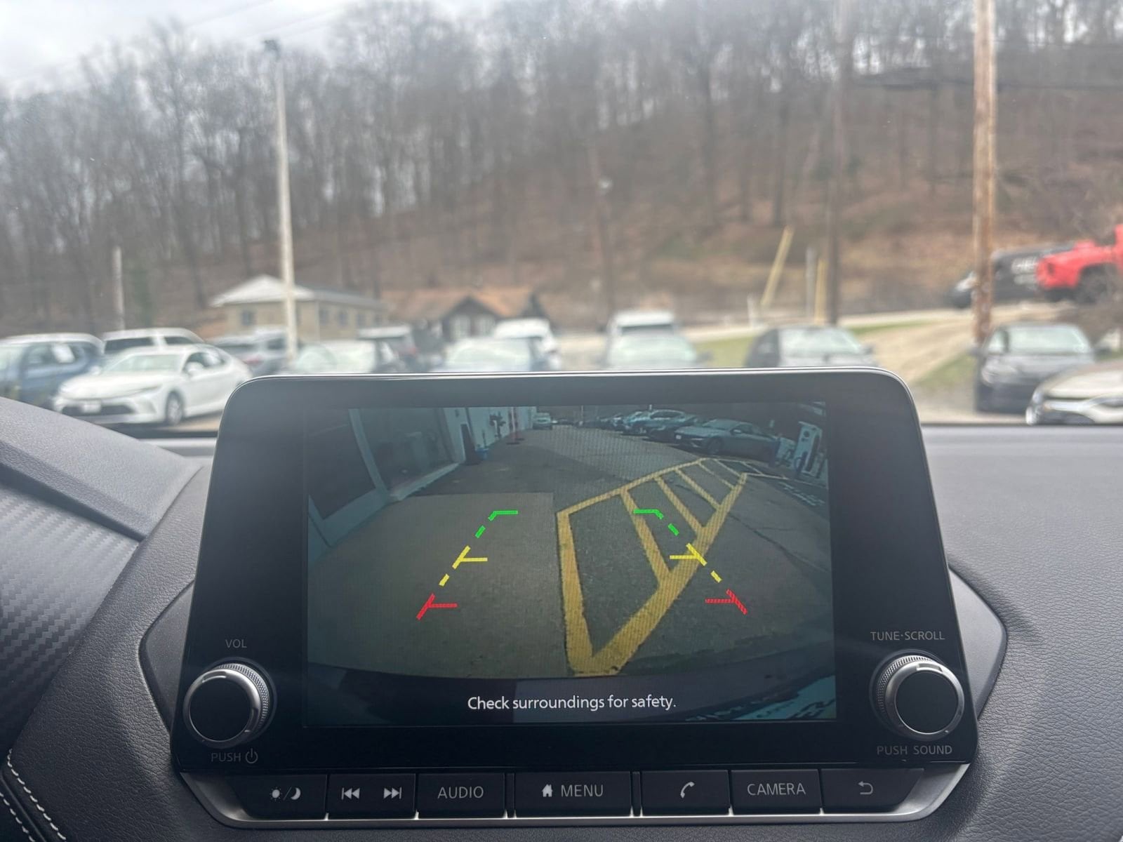 Thumbnail: 2025 Nissan Sentra - 24