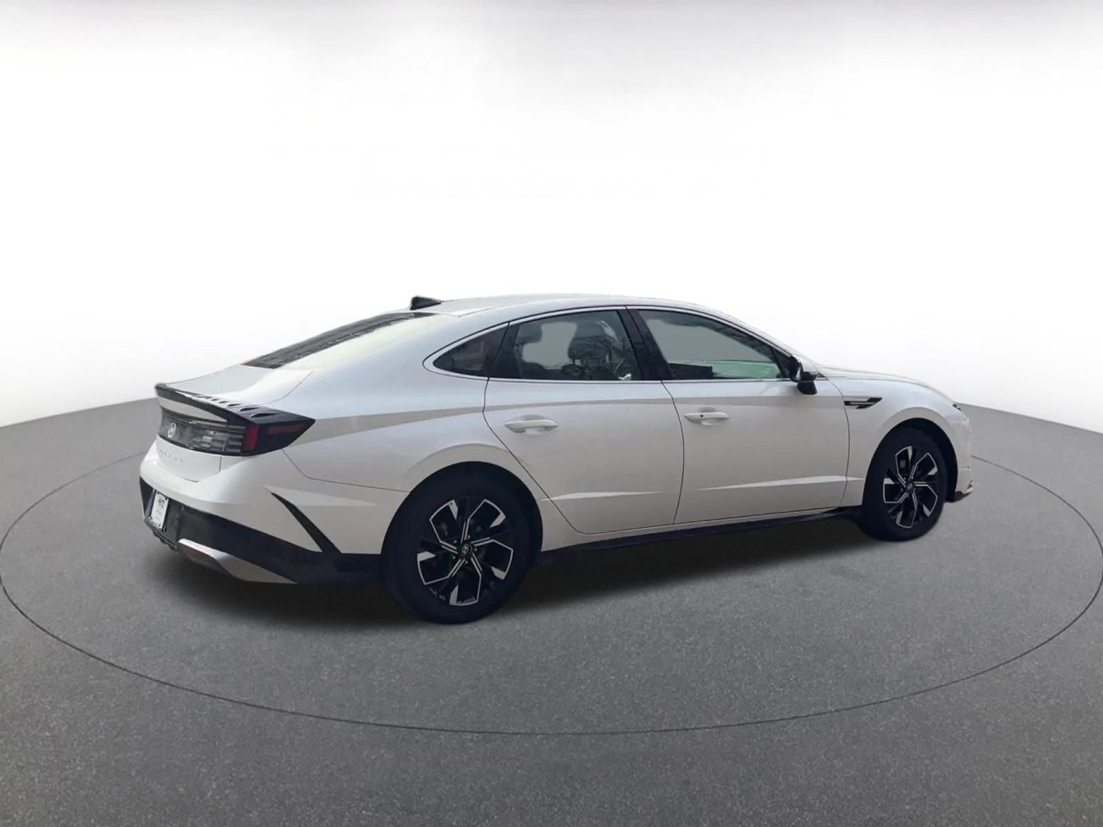 Thumbnail: 2025 Hyundai Sonata - 15