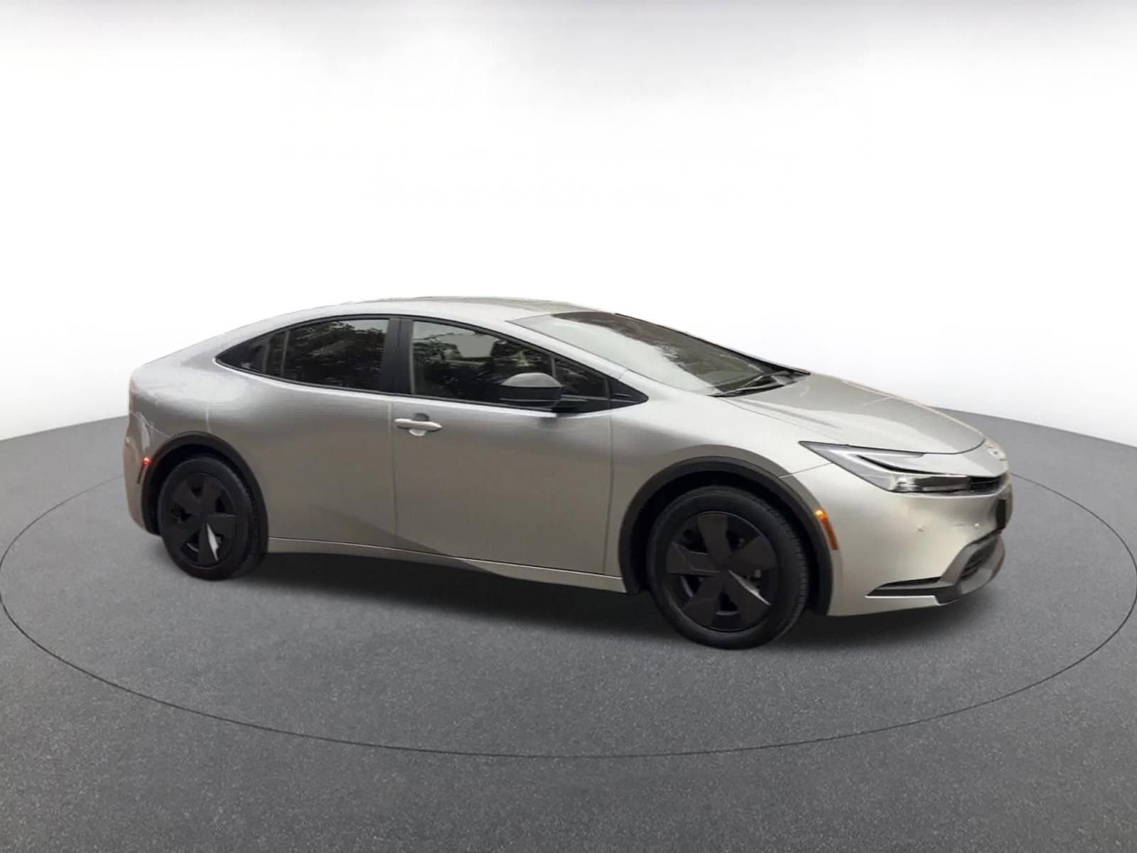 Thumbnail: 2025 Toyota Prius - 2