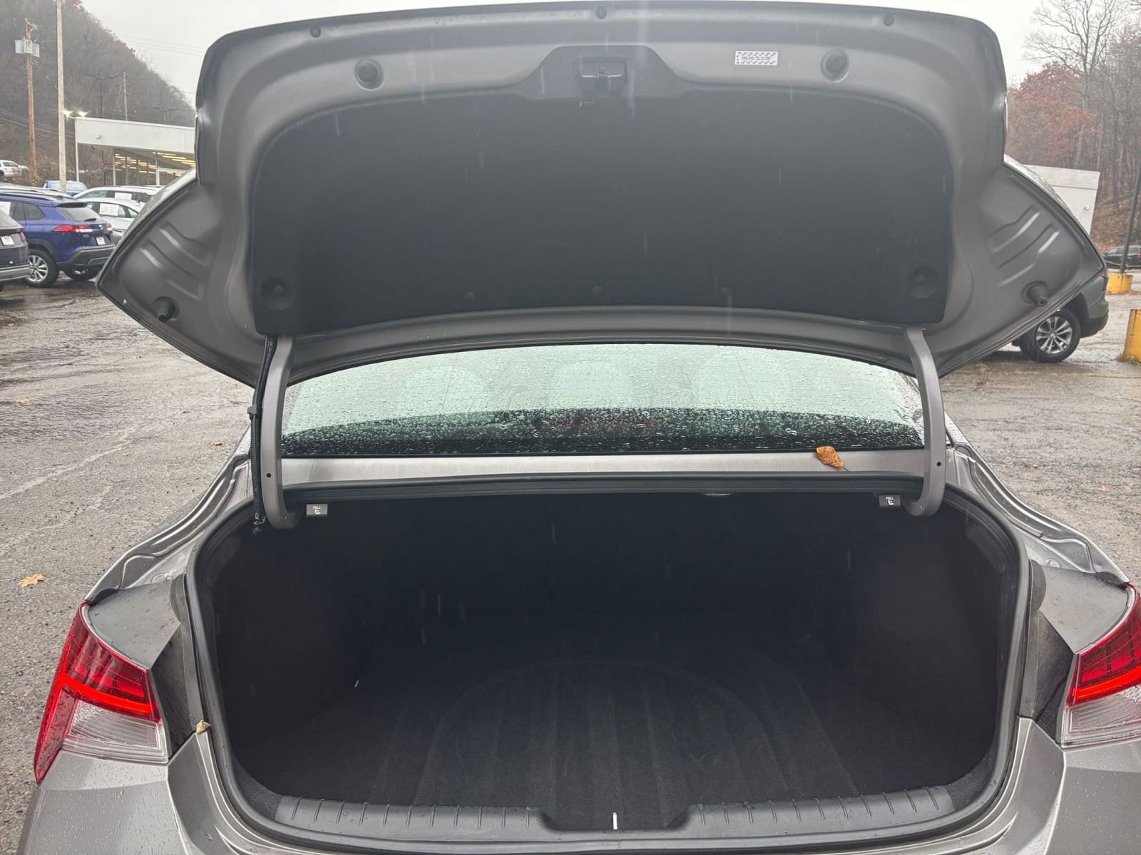 Thumbnail: 2025 Hyundai Elantra - 30