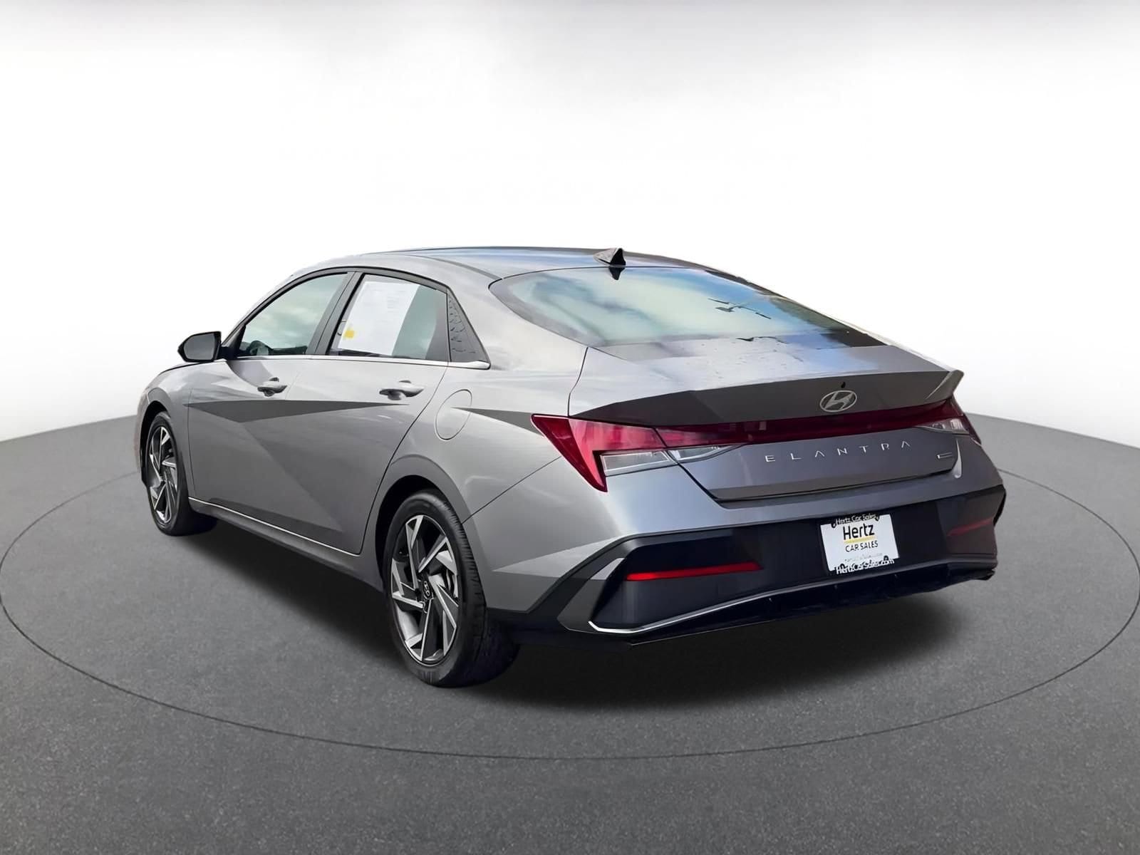 Thumbnail: 2025 Hyundai Elantra - 11