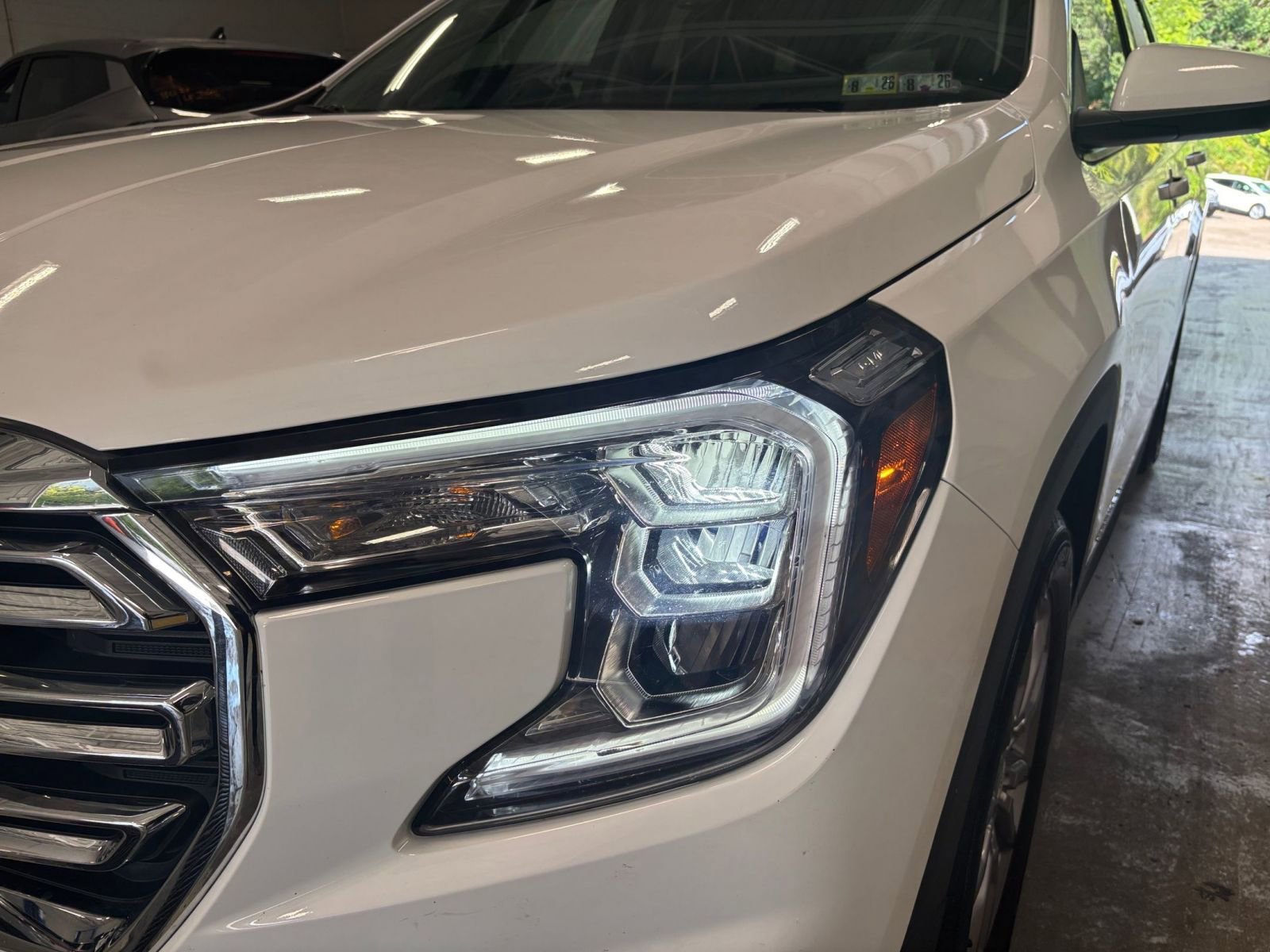 Thumbnail: 2024 GMC Terrain - 21