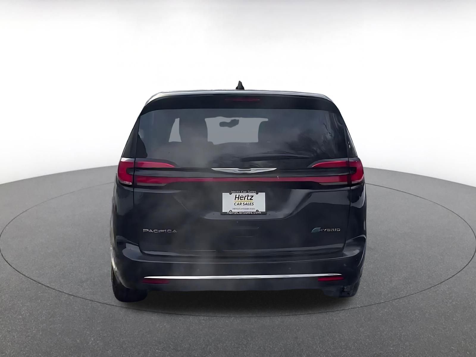 Thumbnail: 2023 Chrysler Pacifica - 12