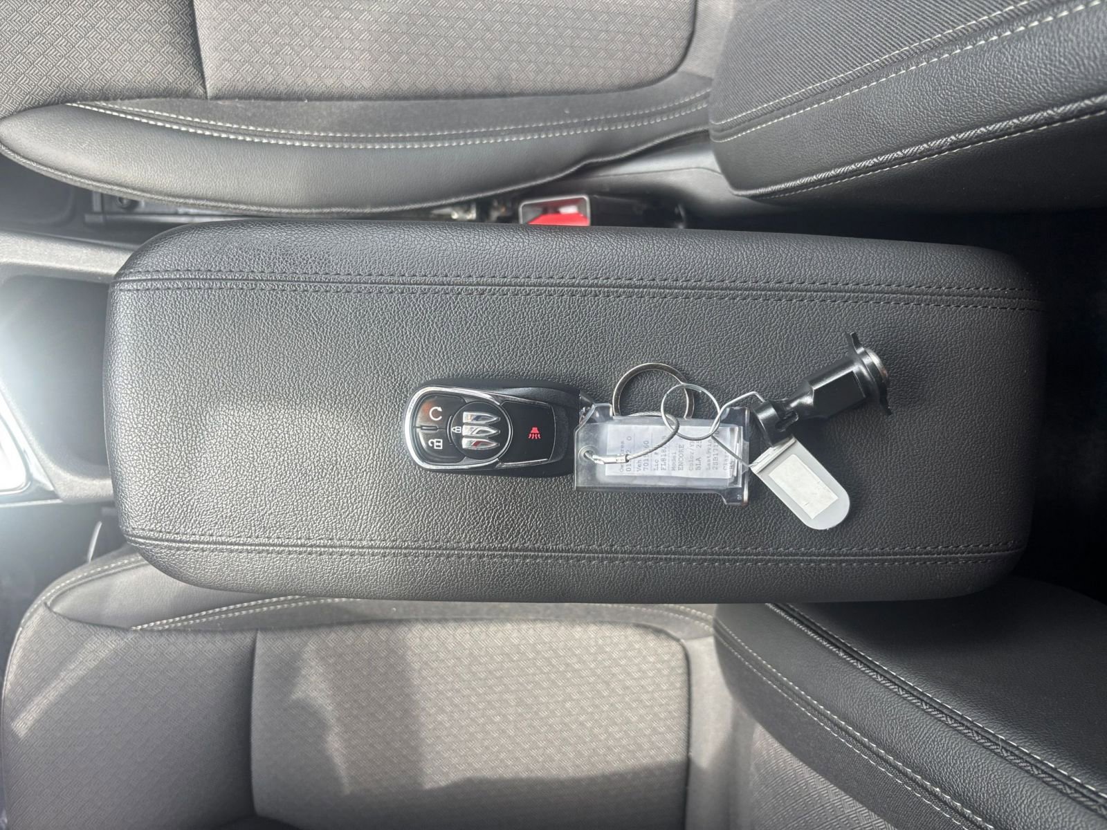 Thumbnail: 2025 Buick Encore GX - 21